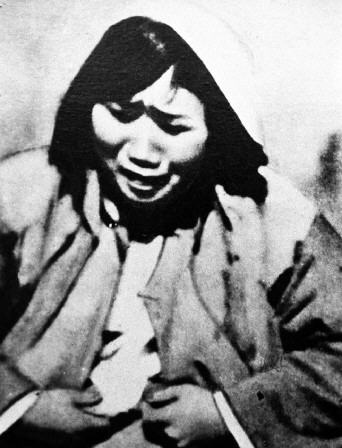 侵华日军罪行女性图片